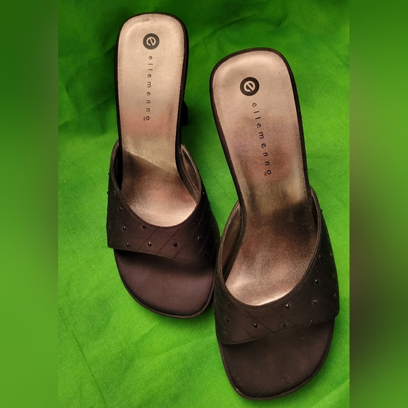 ELLEMENNO Black high heel shoe size 8 - Picture 1 of 3